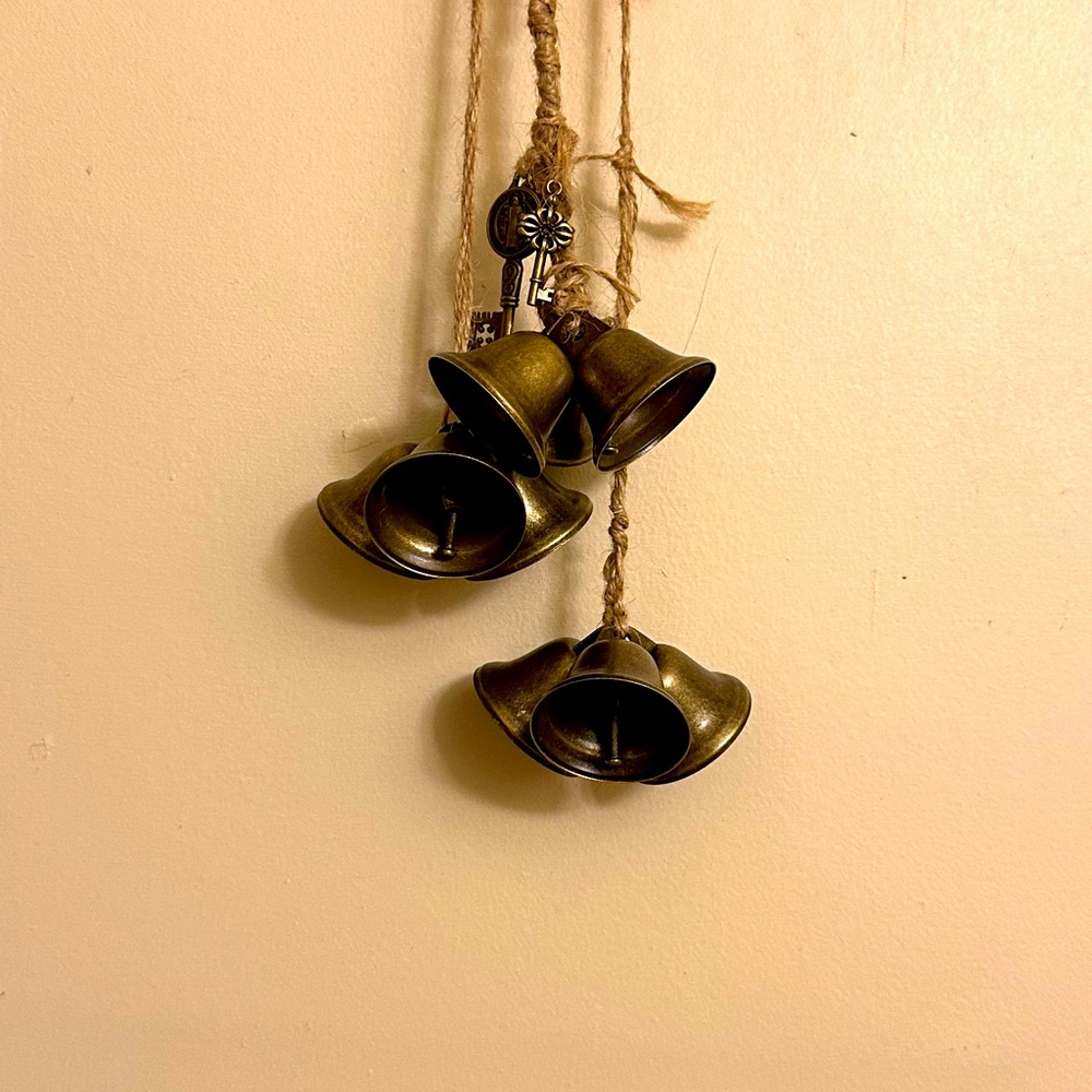 Witch Bells - Picture 5 of 7